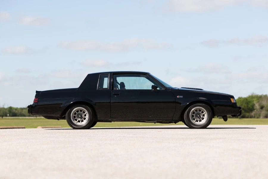 1985 Buick Grand National - Image 11 of 12