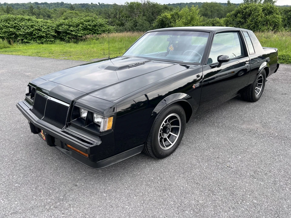1985 Buick Grand National - Image 2 of 31