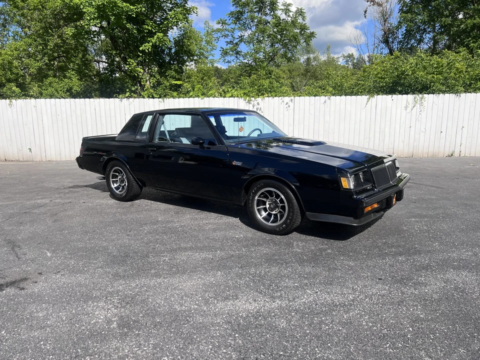 1985 Buick Grand National - Image 29 of 31