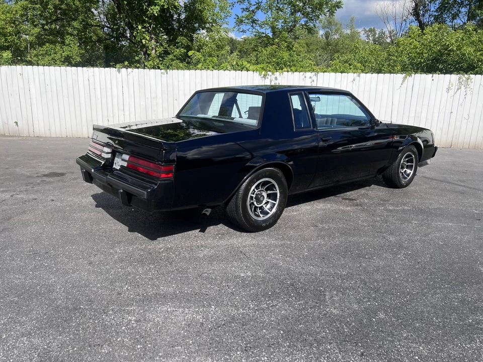 1985 Buick Grand National - Image 22 of 31