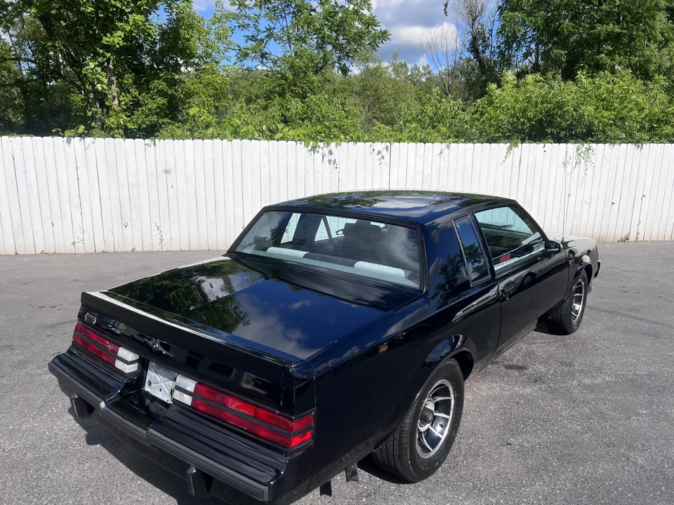 1985 Buick Grand National - Image 20 of 31