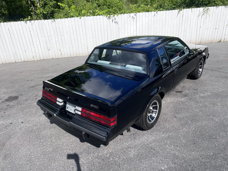1985 Buick Grand National - Image 19 of 31