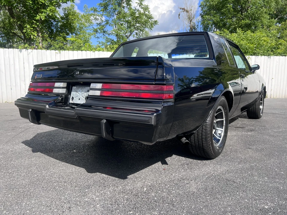 1985 Buick Grand National - Image 17 of 31