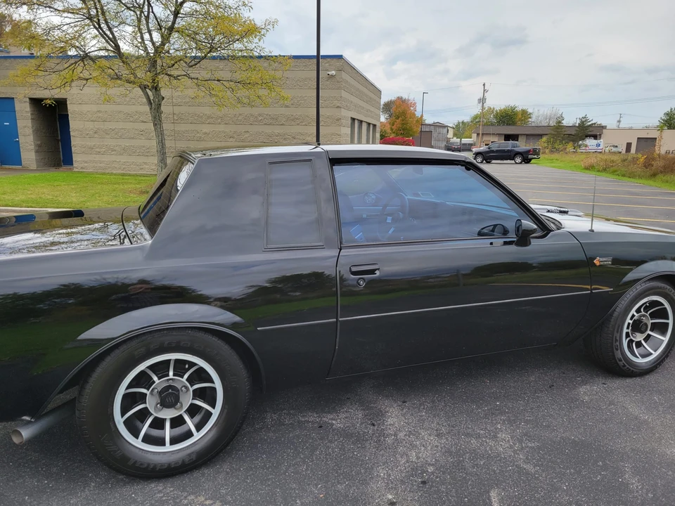 1985 Buick Grand National - Image 21 of 31