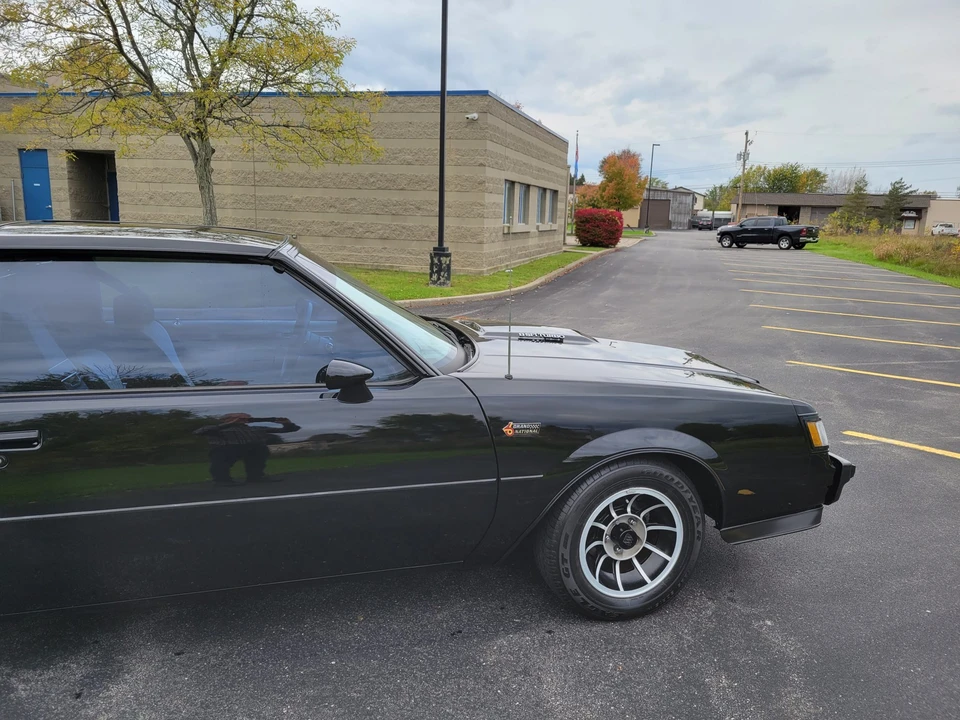 1985 Buick Grand National - Image 20 of 31
