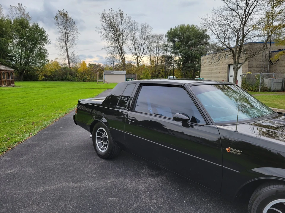 1985 Buick Grand National - Image 22 of 31
