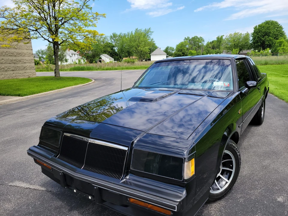 1985 Buick Grand National - Image 16 of 31