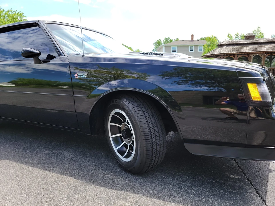 1985 Buick Grand National - Image 27 of 31