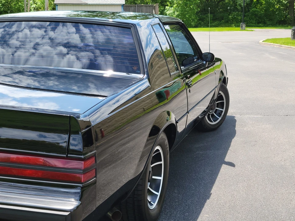 1985 Buick Grand National - Image 30 of 31