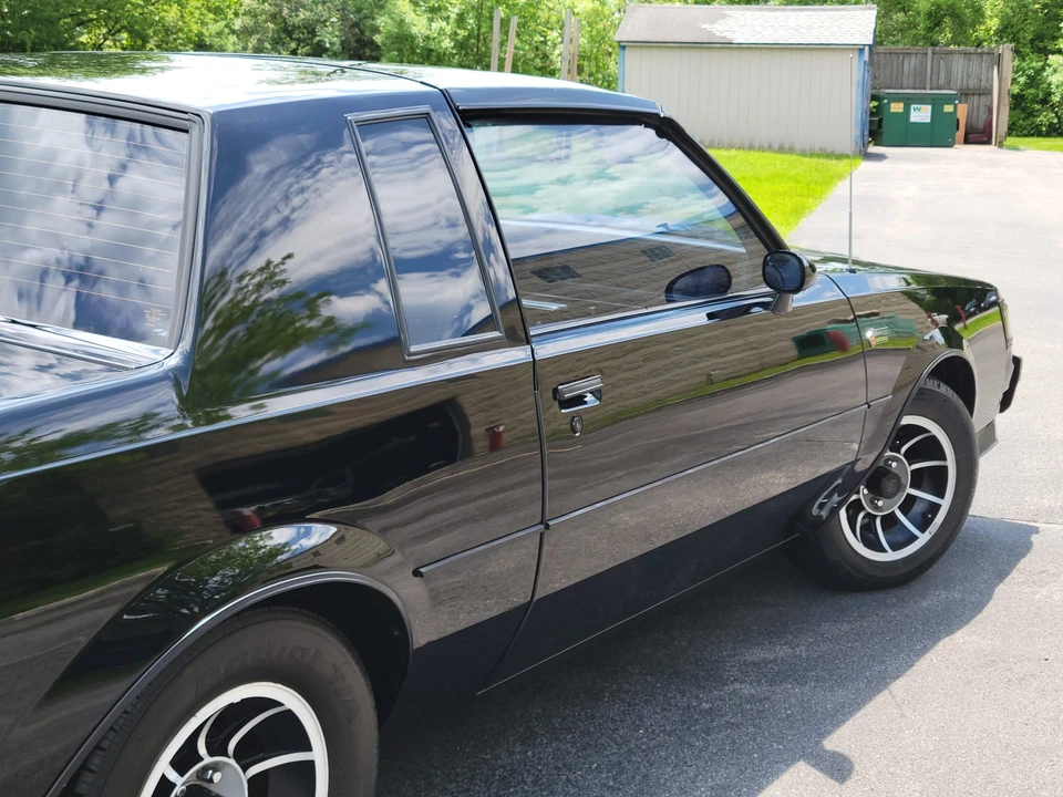 1985 Buick Grand National - Image 28 of 31