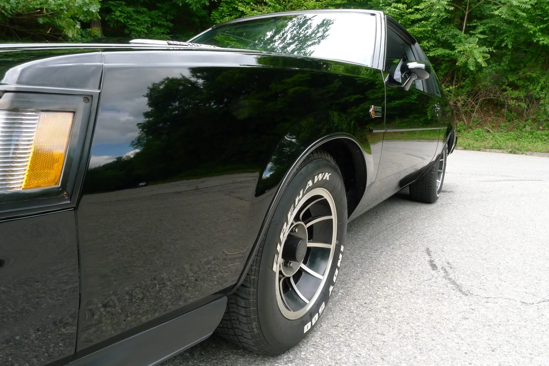 1985 Buick Grand National - Image 21 of 31