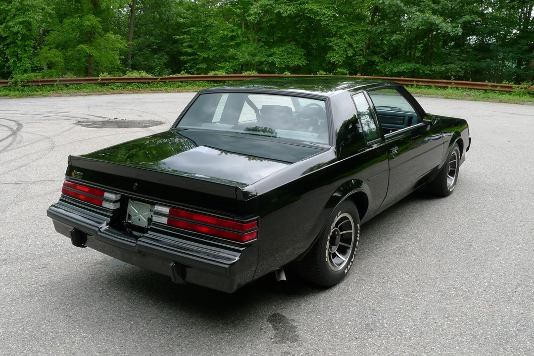 1985 Buick Grand National - Image 11 of 31