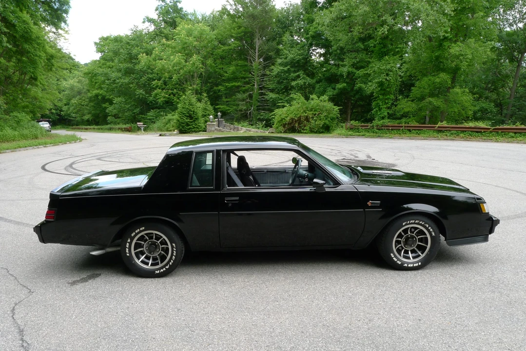 1985 Buick Grand National - Image 12 of 31