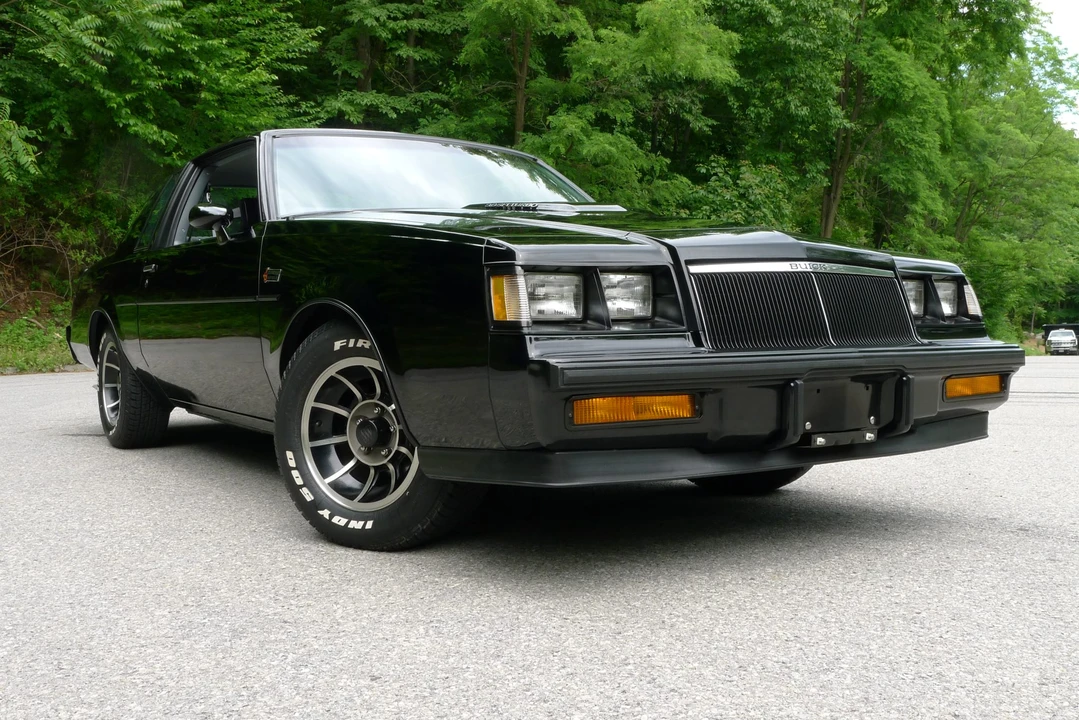 1985 Buick Grand National - Image 16 of 31