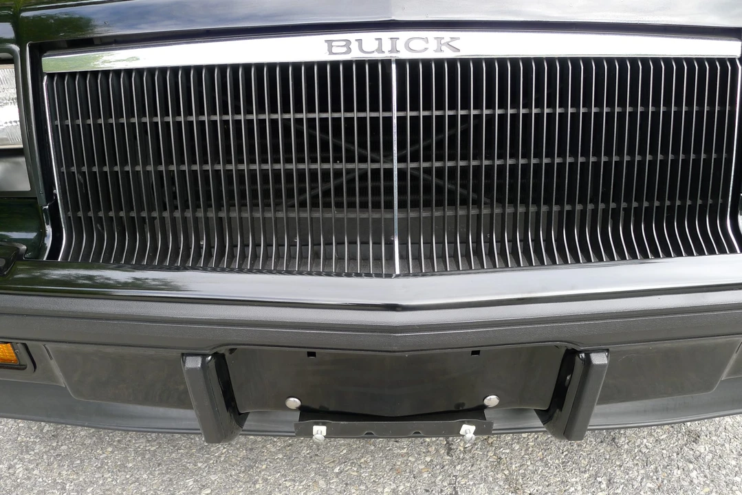 1985 Buick Grand National - Image 29 of 31