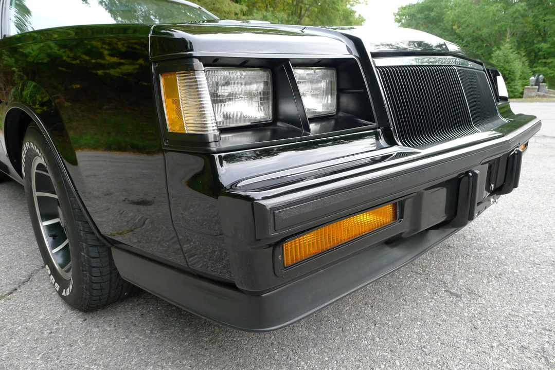 1985 Buick Grand National - Image 23 of 31