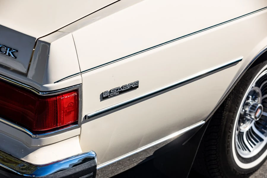 1985 Buick LeSabre - Image 14 of 18