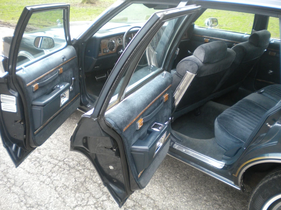 1985 Buick LeSabre - Image 16 of 21