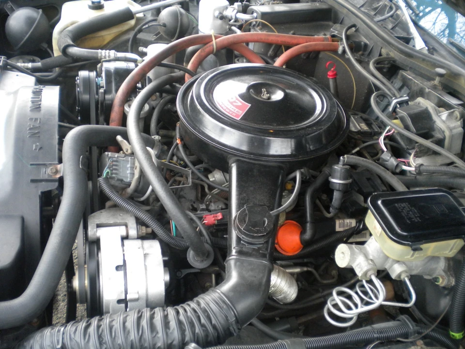 1985 Buick LeSabre - Image 17 of 21