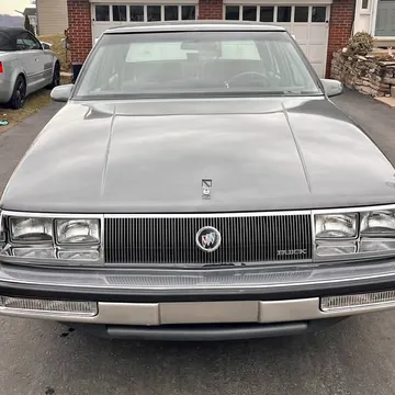 1985 Buick Park Avenue Sedan 4D