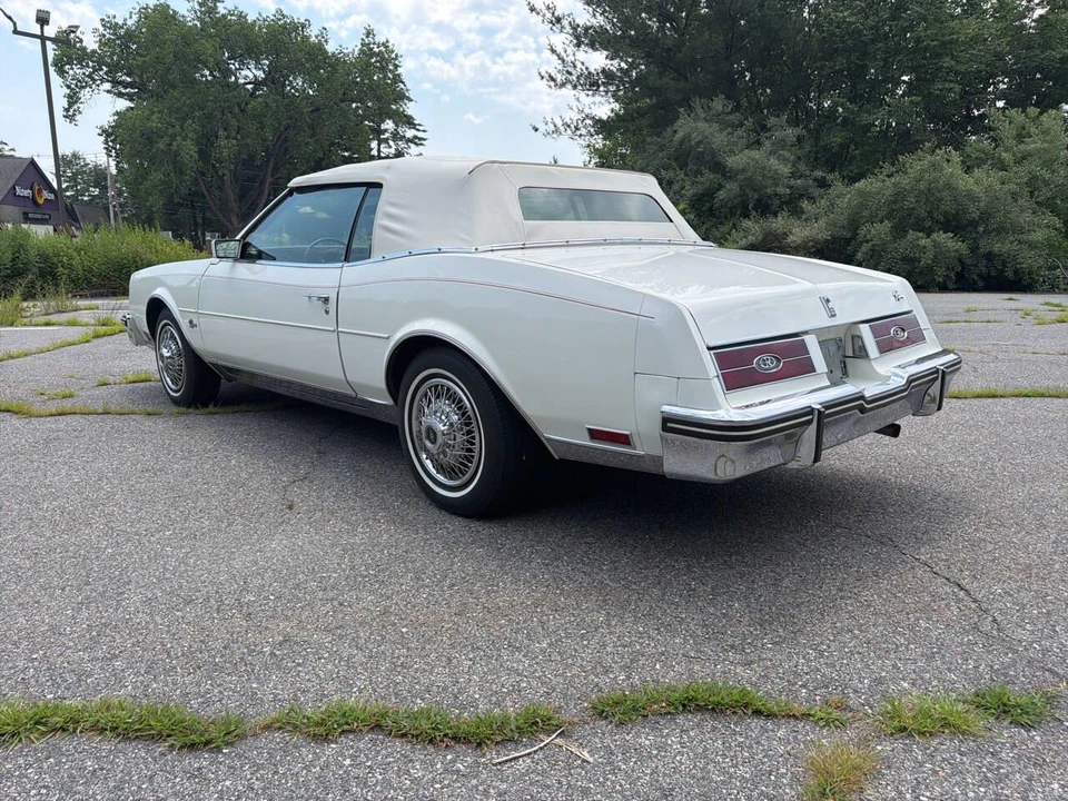 1985 Buick Riviera 4th-7th Gen - Image 6 of 31