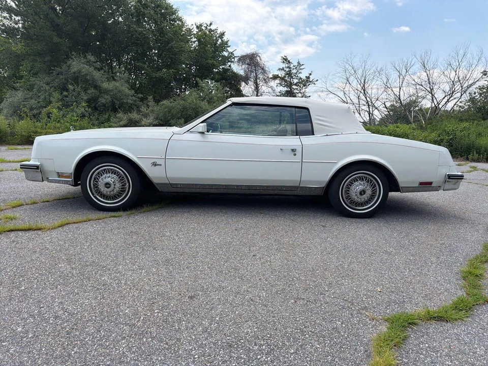 1985 Buick Riviera 4th-7th Gen - Image 5 of 31