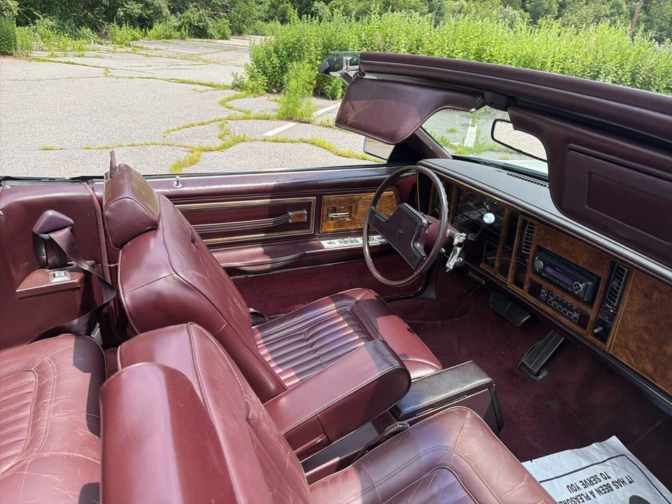 1985 Buick Riviera 4th-7th Gen - Image 18 of 31
