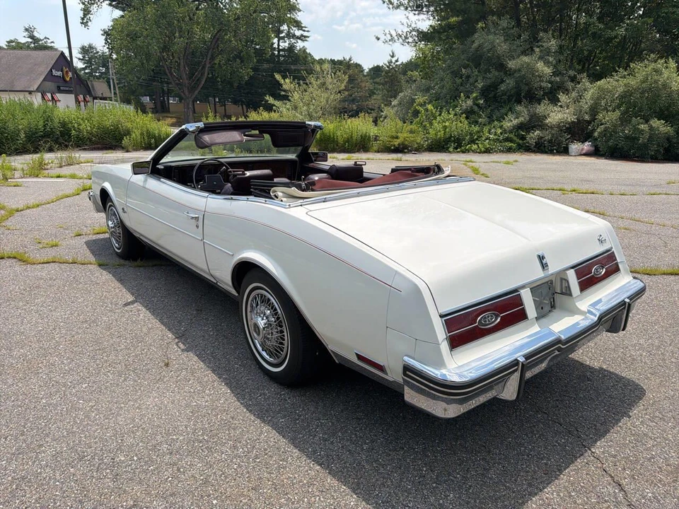 1985 Buick Riviera 4th-7th Gen - Image 22 of 31