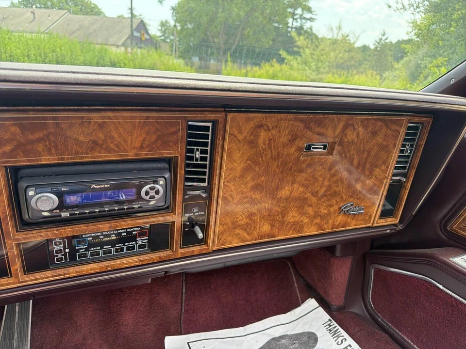 1985 Buick Riviera 4th-7th Gen - Image 21 of 31