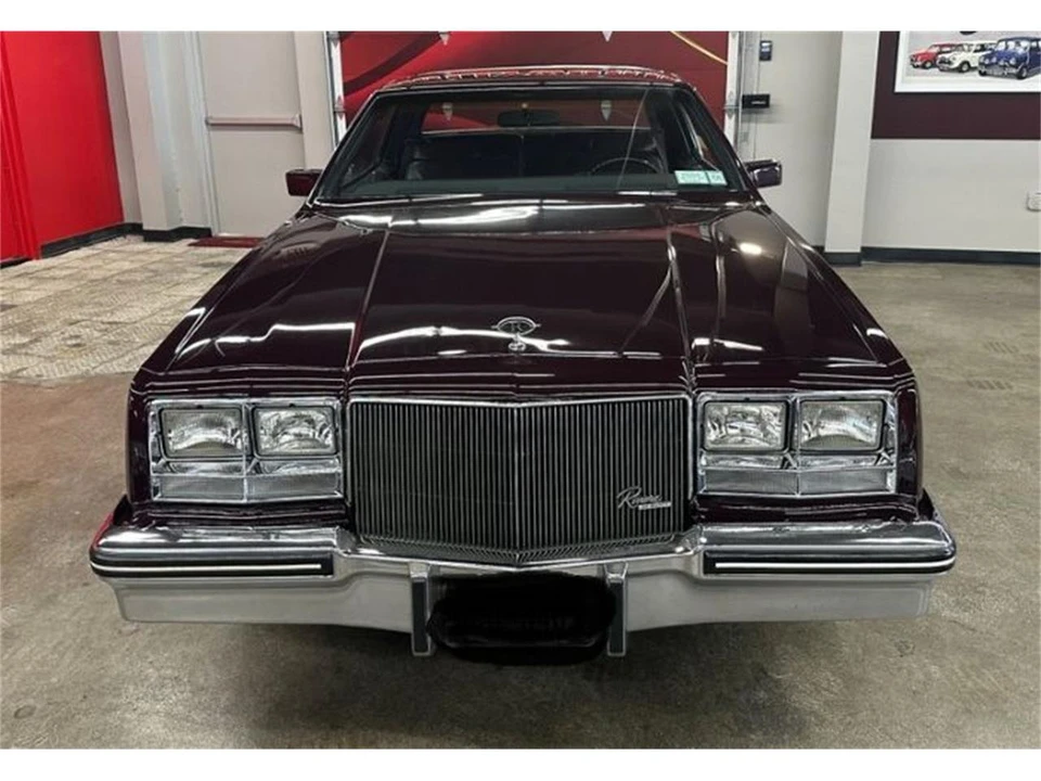 1985 Buick Riviera 4th-7th Gen - Image 10 of 27