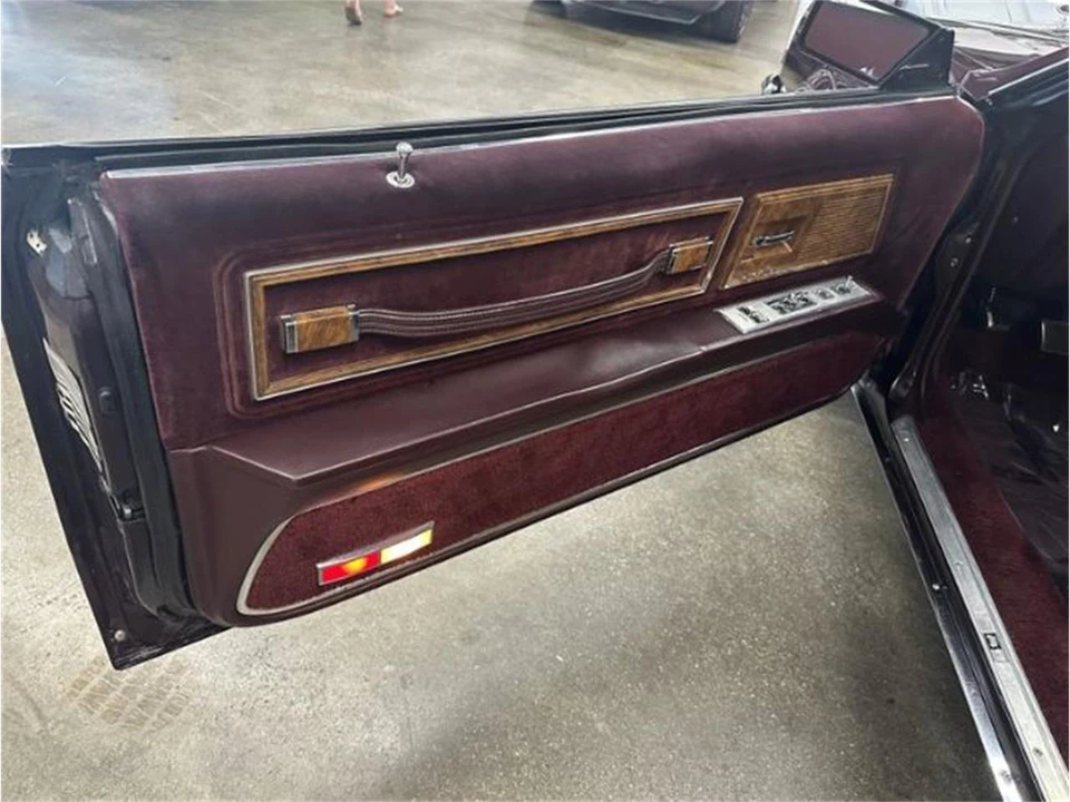 1985 Buick Riviera 4th-7th Gen - Image 22 of 27
