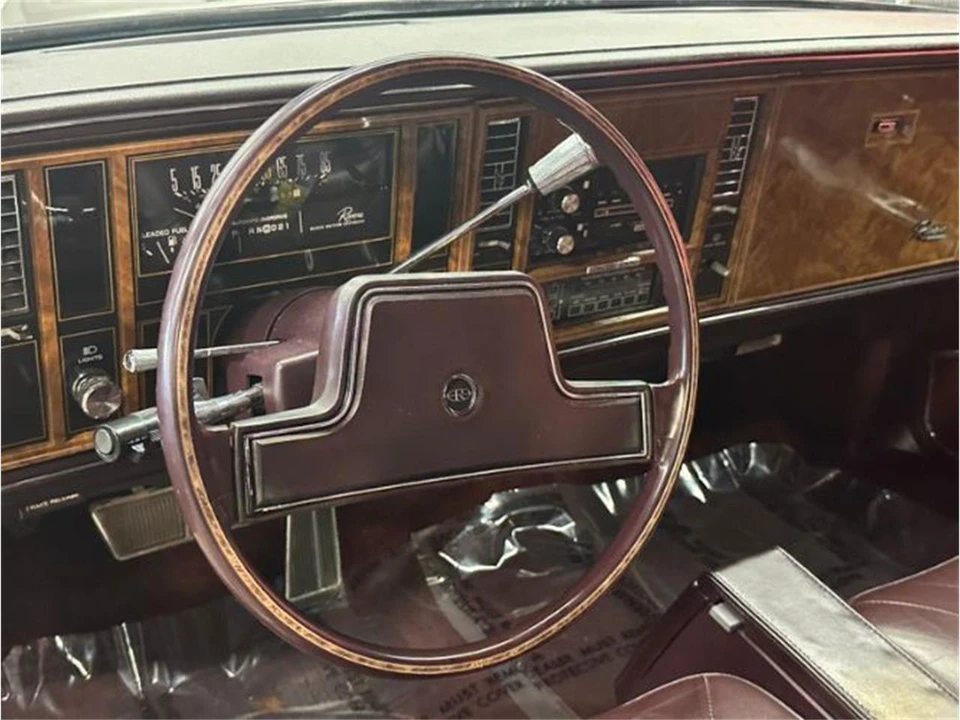 1985 Buick Riviera 4th-7th Gen - Image 25 of 27