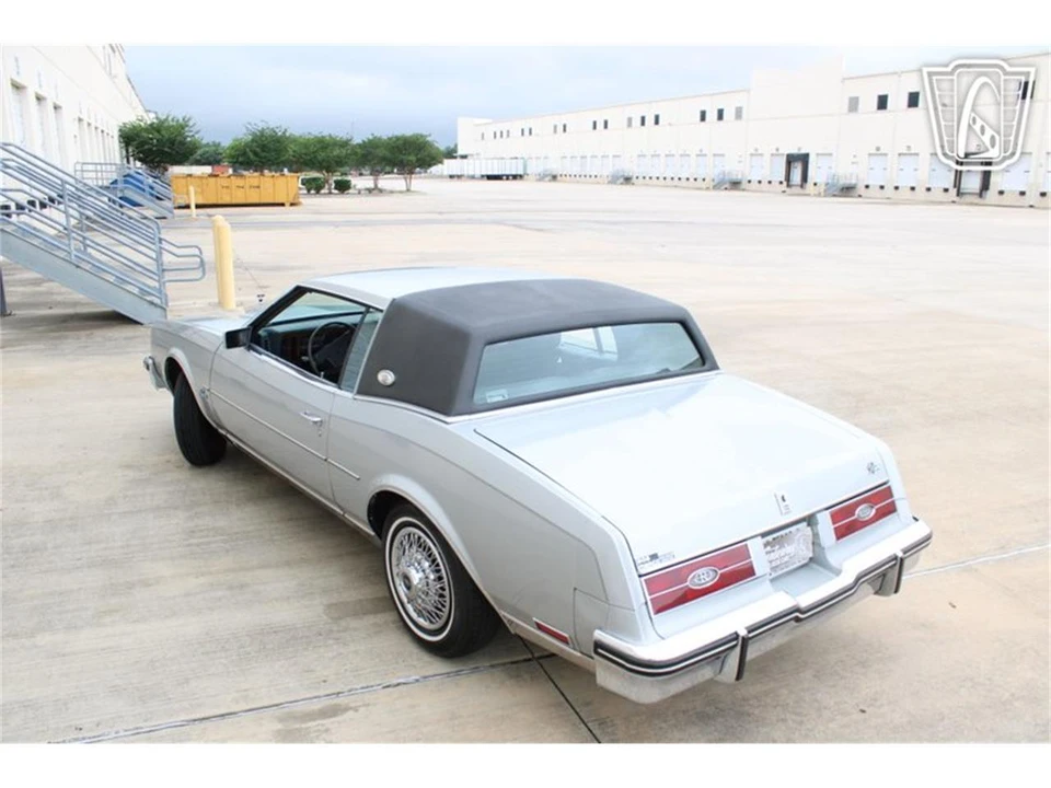 1985 Buick Riviera 4th-7th Gen - Image 7 of 31