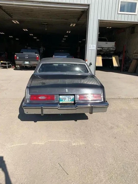 1985 Buick Riviera 4th-7th Gen - Image 3 of 8