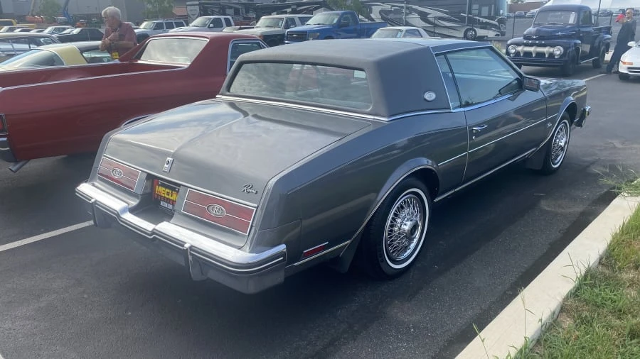 1985 Buick Riviera 4th-7th Gen - Image 4 of 4