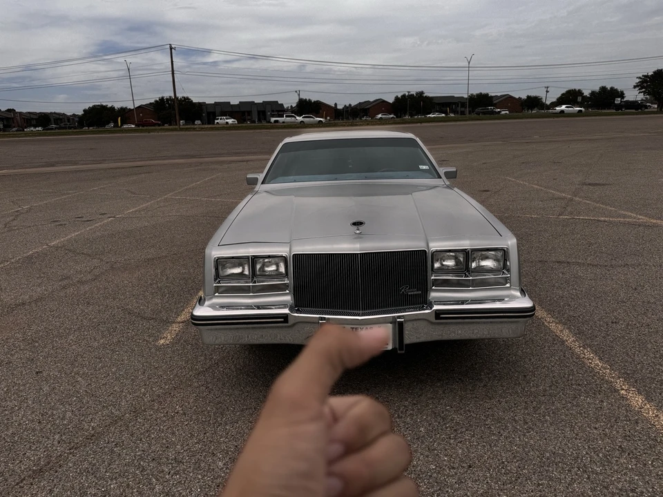 1985 Buick Riviera 4th-7th Gen - Image 8 of 8