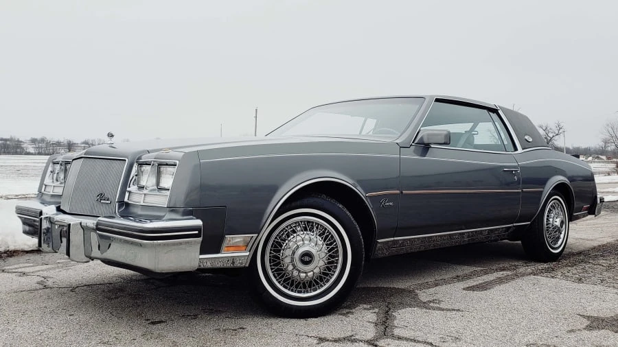 1985 Buick Riviera 4th-7th Gen - Image 11 of 12