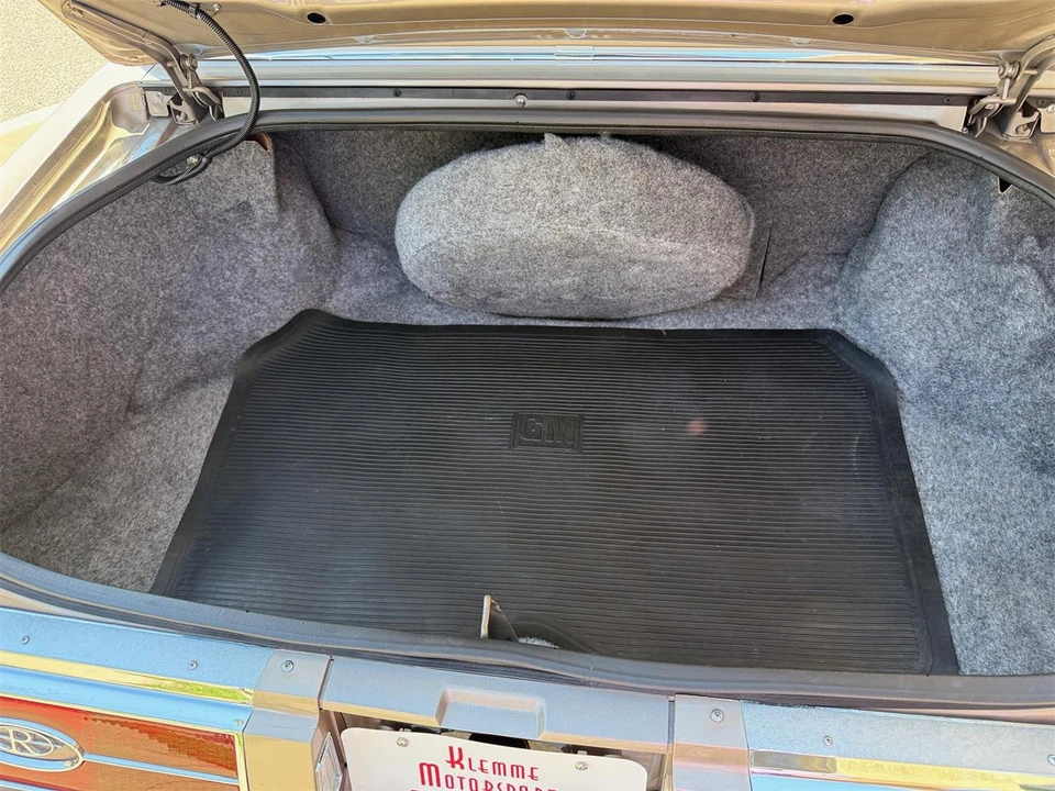 1985 Buick Riviera 4th-7th Gen - Image 12 of 13