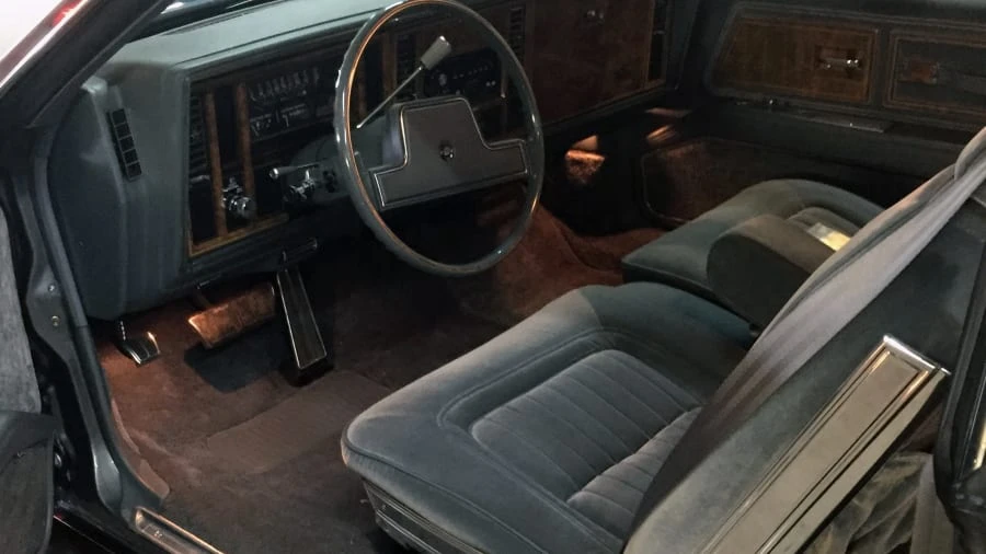 1985 Buick Riviera 4th-7th Gen - Image 2 of 3