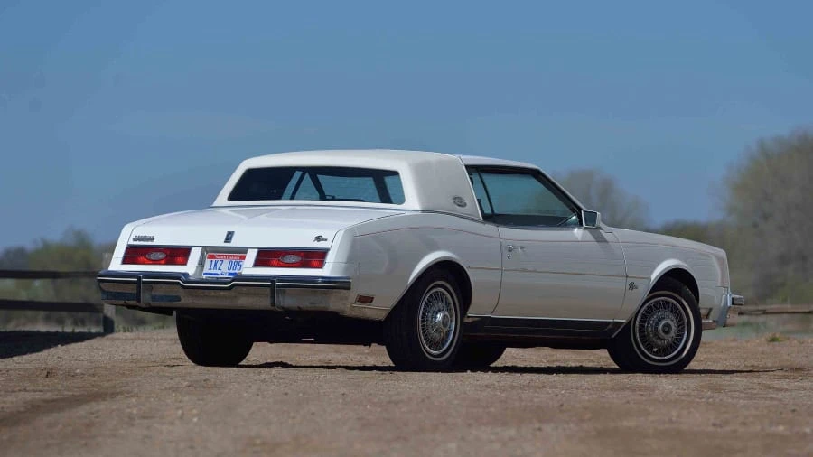 1985 Buick Riviera 4th-7th Gen - Image 3 of 12
