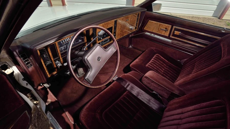 1985 Buick Riviera 4th-7th Gen - Image 4 of 12