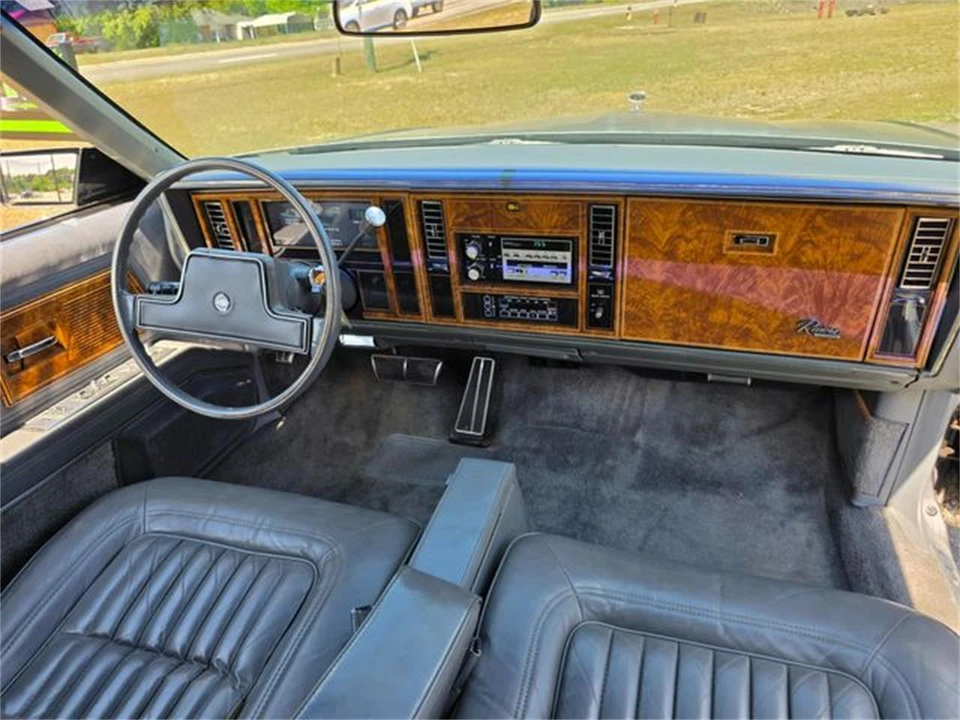1985 Buick Riviera 4th-7th Gen - Image 31 of 31