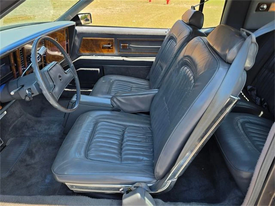 1985 Buick Riviera 4th-7th Gen - Image 15 of 31