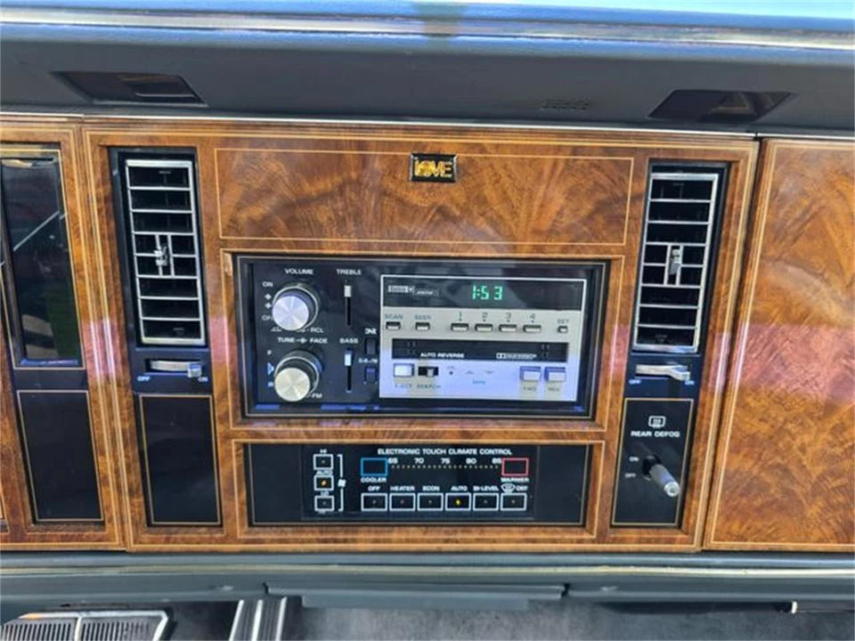 1985 Buick Riviera 4th-7th Gen - Image 20 of 31