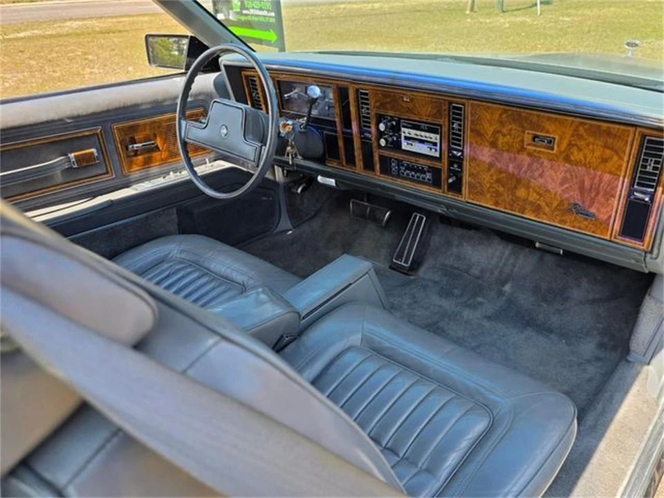 1985 Buick Riviera 4th-7th Gen - Image 30 of 31