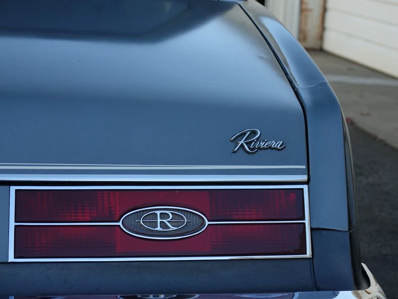 1985 Buick Riviera 4th-7th Gen - Image 18 of 31