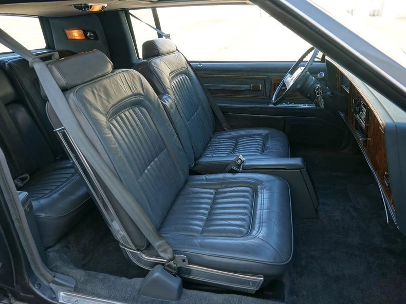 1985 Buick Riviera 4th-7th Gen - Image 30 of 31
