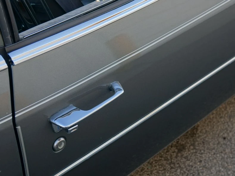 1985 Buick Riviera 4th-7th Gen - Image 19 of 31