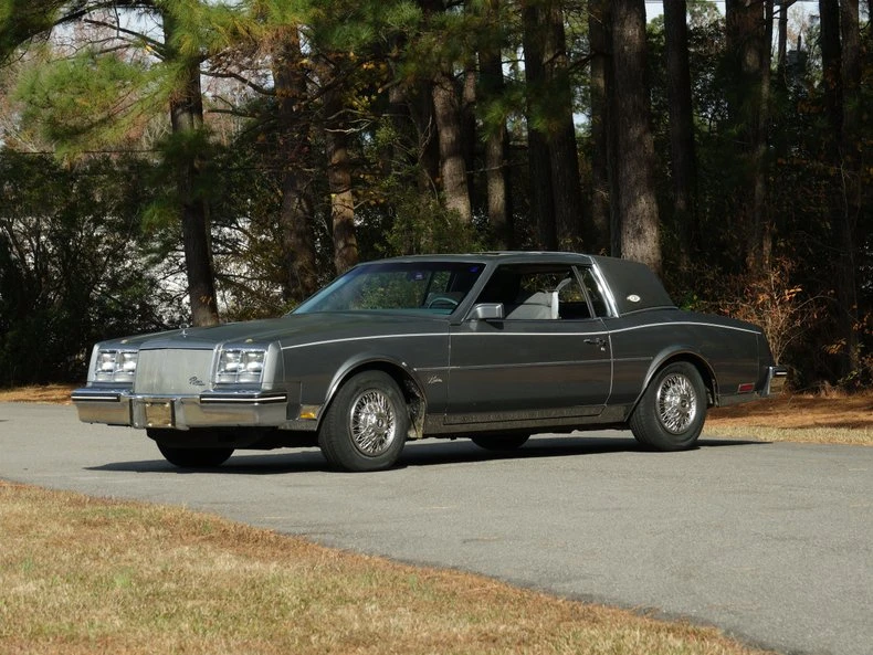 1985 Buick Riviera 4th-7th Gen - Image 7 of 31