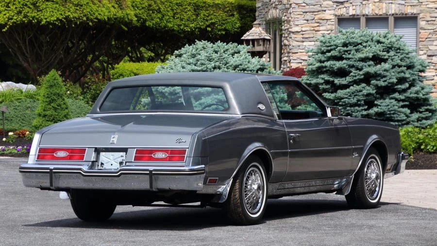 1985 Buick Riviera 4th-7th Gen - Image 3 of 12